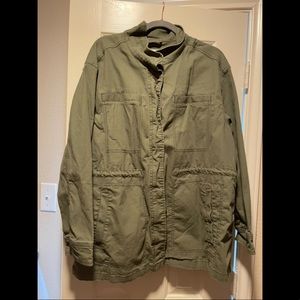Old Navy Utility Jacket in Army Green, size XL